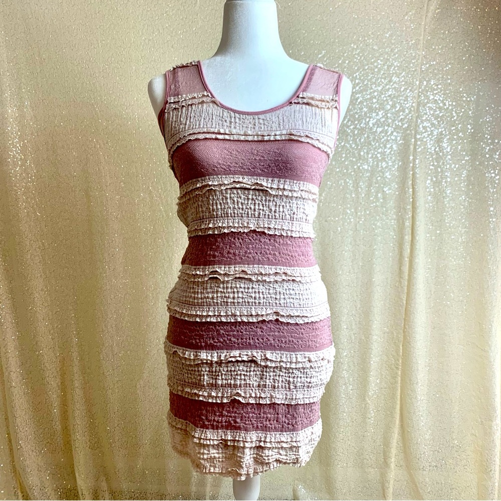 Monoreno Sleeveless Crochet/Lace Bodycon Pink/Blush Dress with Adjustable Slip
